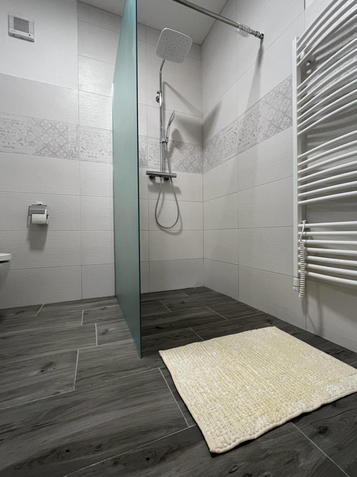 Apartman Kuga Mikulov Kültér fotó